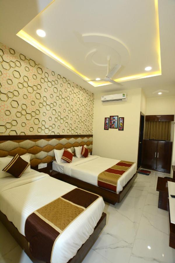 Hotel Villa Inn Ананд Экстерьер фото